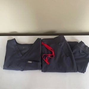 Figs charcoal gray set